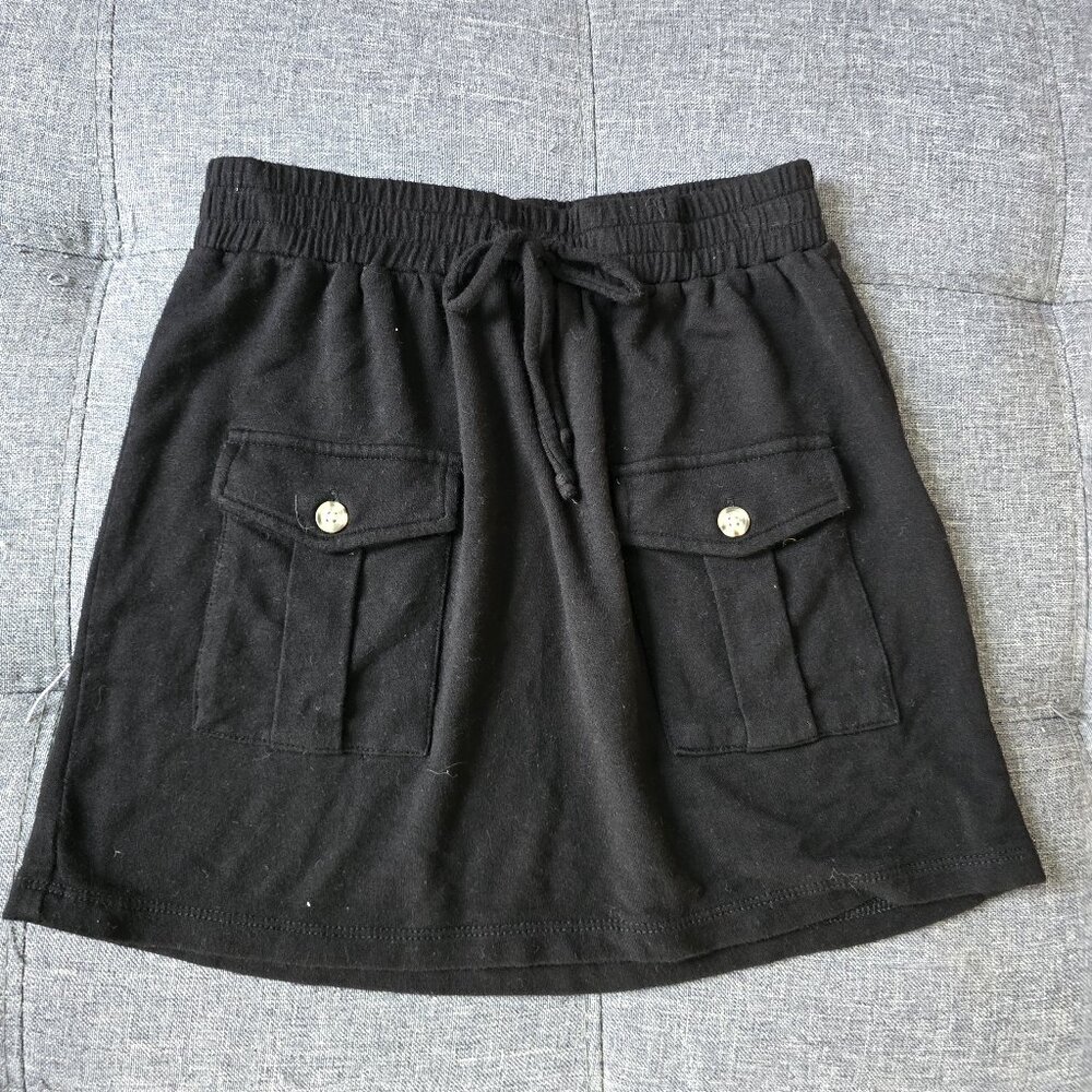 Black skirt
